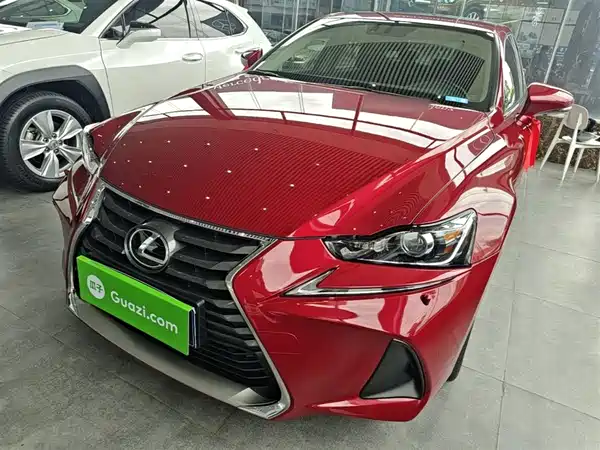 Lexus IS 2017