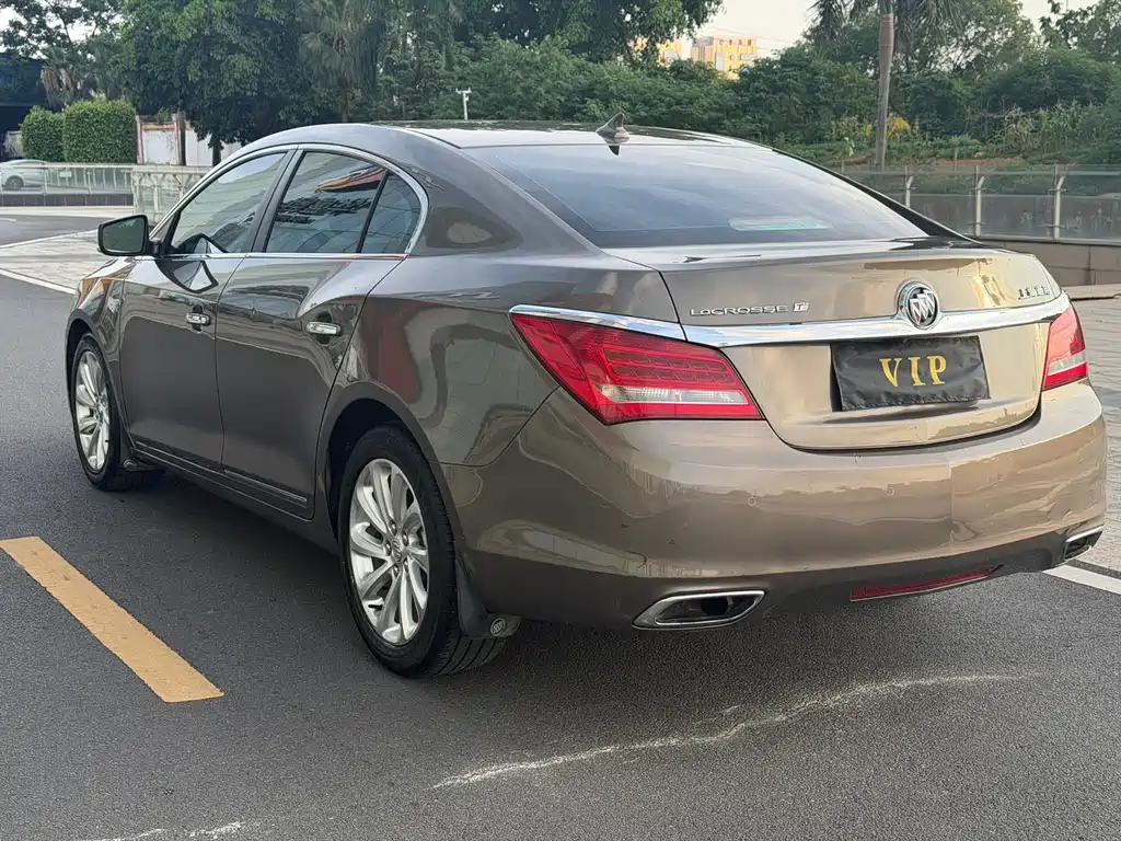 Buick LaCrosse 2015 — фото 5