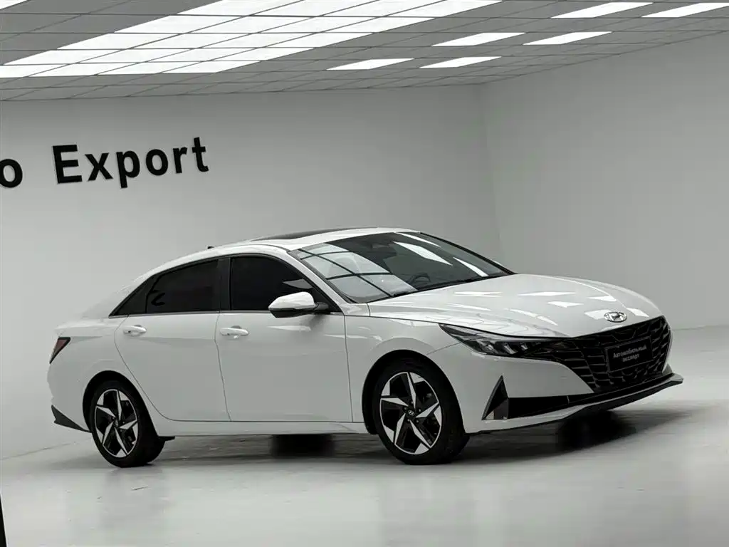 Hyundai Elantra 2021