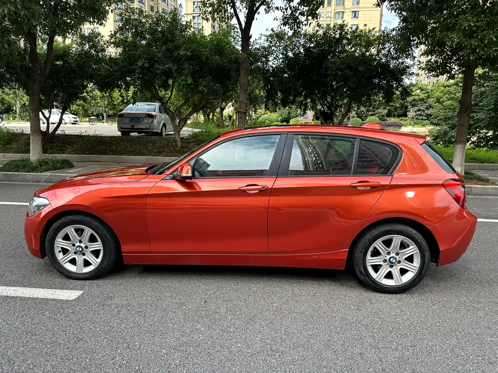 BMW 1 Series 2014 — фото 17