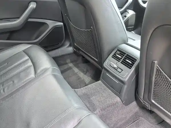 Audi A4L 2019