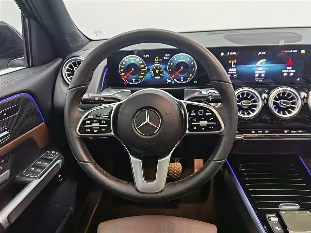 Mercedes-Benz GLB 2023 — фото 11