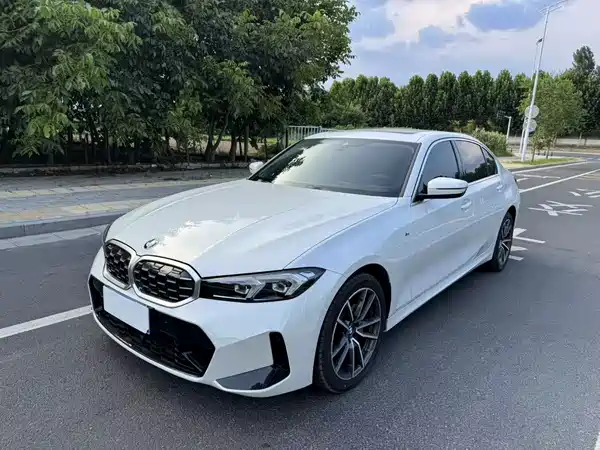 BMW 3 Series 2025