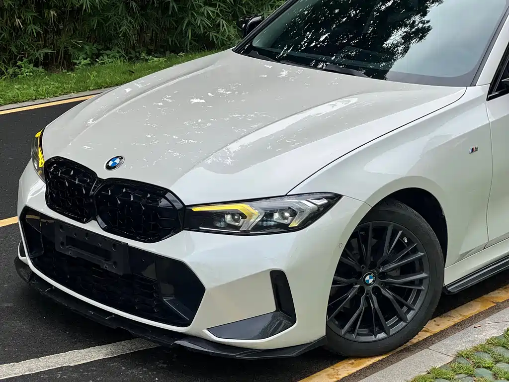 BMW 3 Series 2024