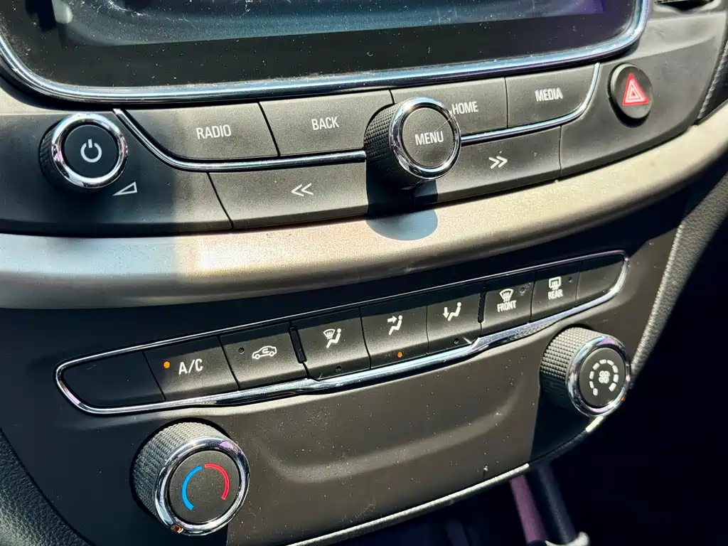 Buick Verano 2017 — фото 17