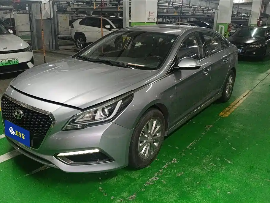 Hyundai Sonata 2016 — фото 1