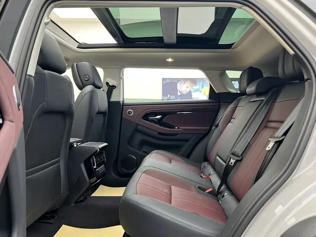 Land Rover Evoque — фото 8