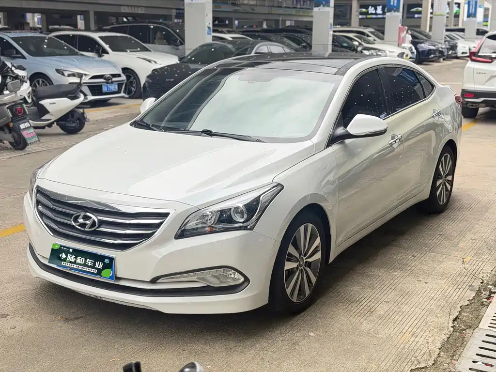 Hyundai Mistra 2015 — фото 1