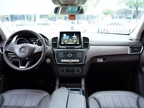 Mercedes-Benz GLE 2017