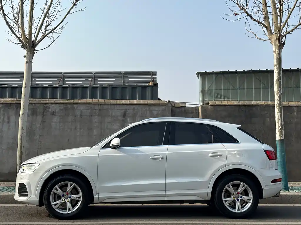 Audi Q3 2016 — фото 4