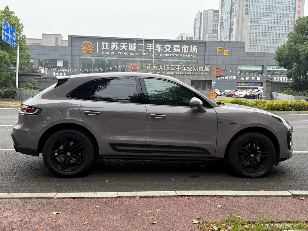 Porsche Macan 2023