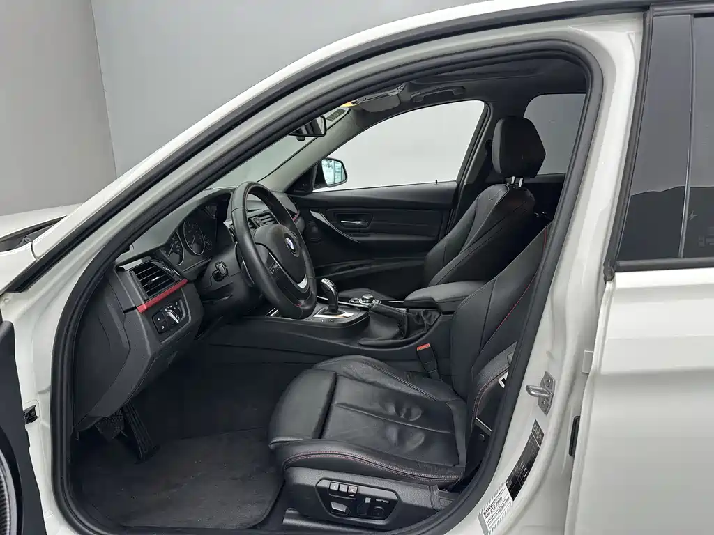 BMW 3 Series 2015 — фото 15
