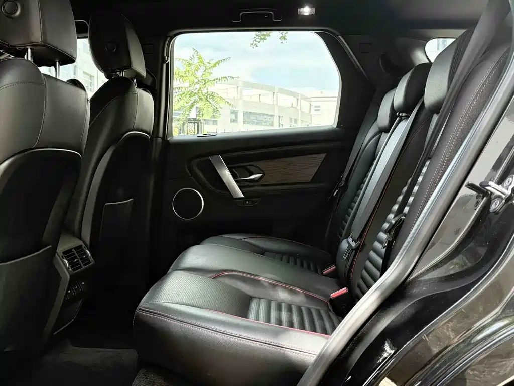 Land Rover Discovery Sport 2022 — фото 10