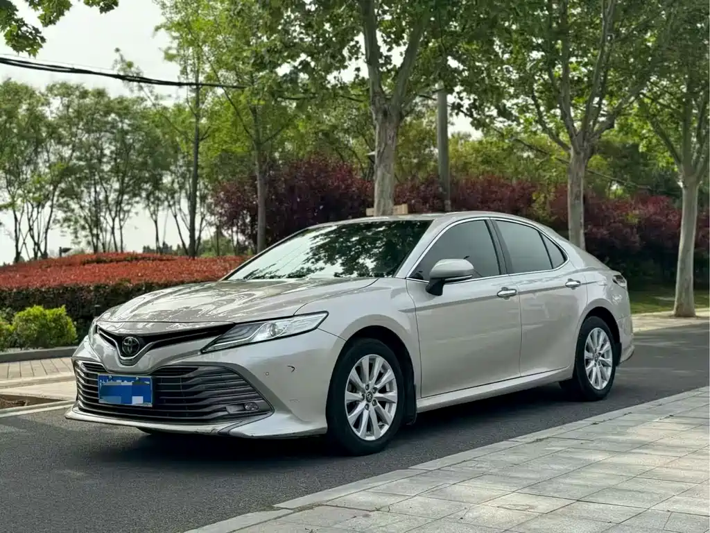 Toyota Camry 2019