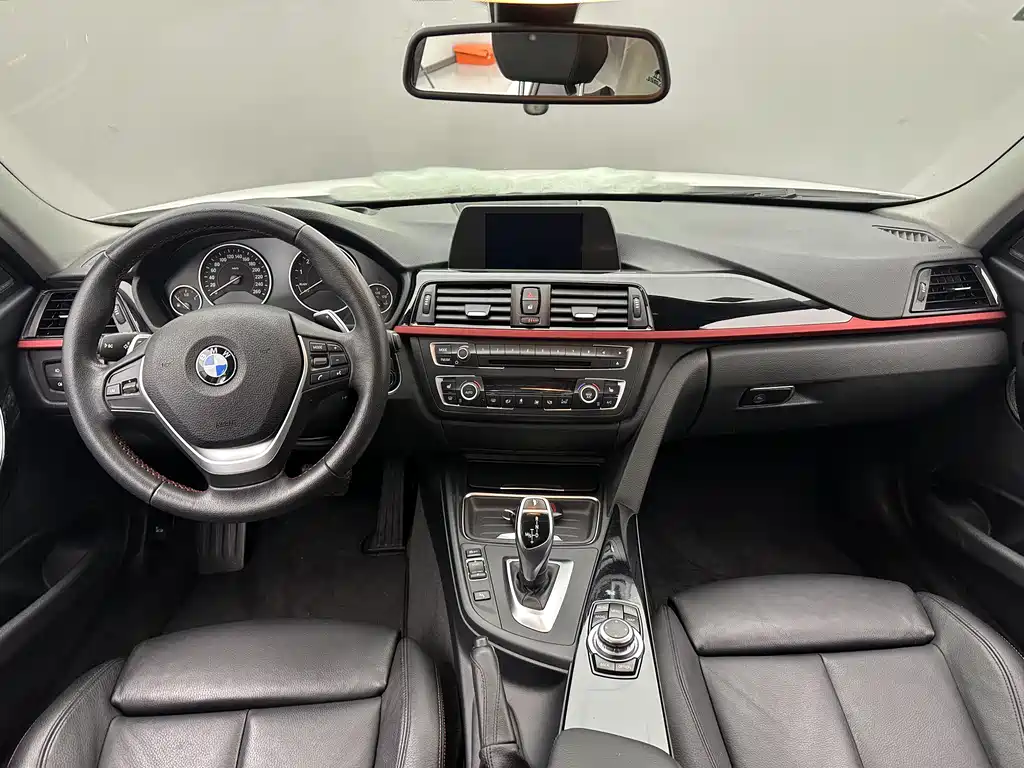 BMW 3 Series 2015 — фото 13