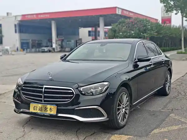Mercedes-Benz E-Class 2023