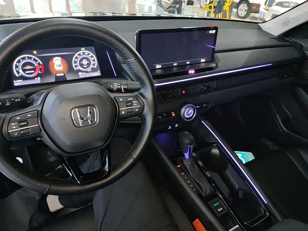 Honda Accord 2025 — фото 10