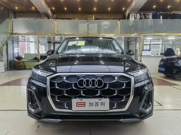 Audi Q7 2024