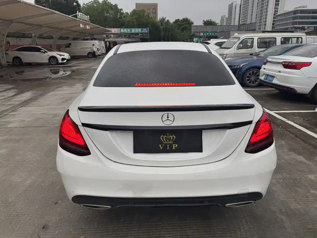 Mercedes-Benz C-Class 2020