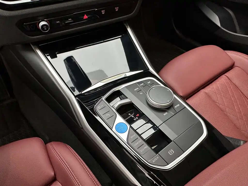 BMW i3 2024 — фото 14