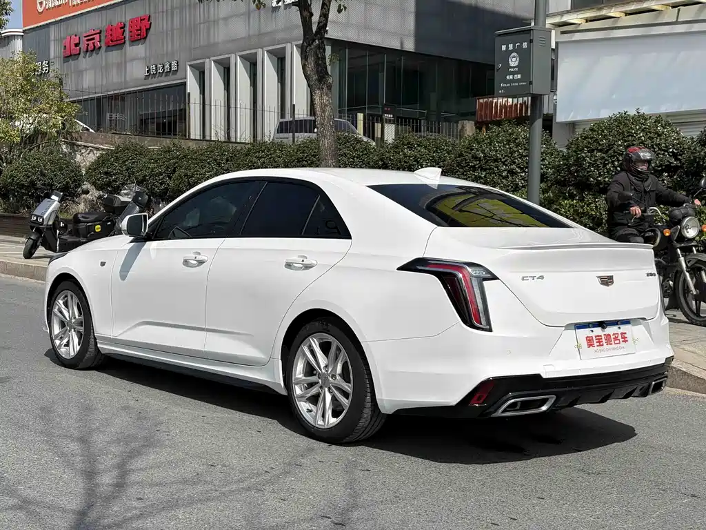 Cadillac CT4 2020 — фото 6