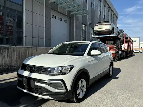 Volkswagen T-Cross 2023
