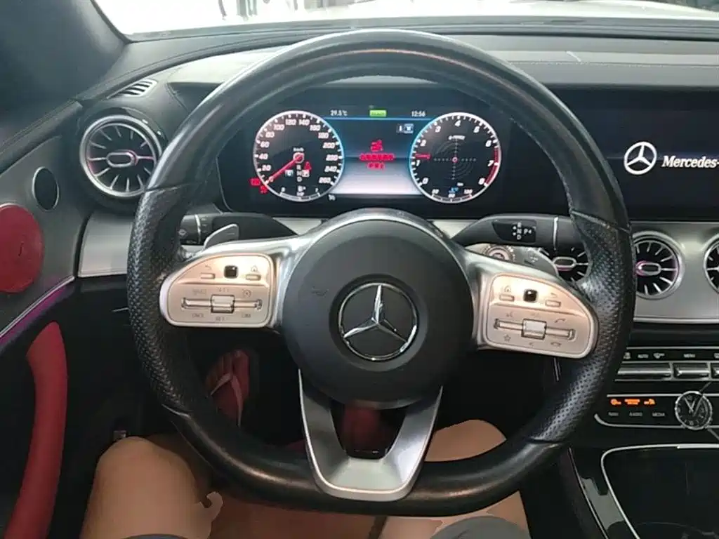 Mercedes-Benz E-Class 2020 — фото 11
