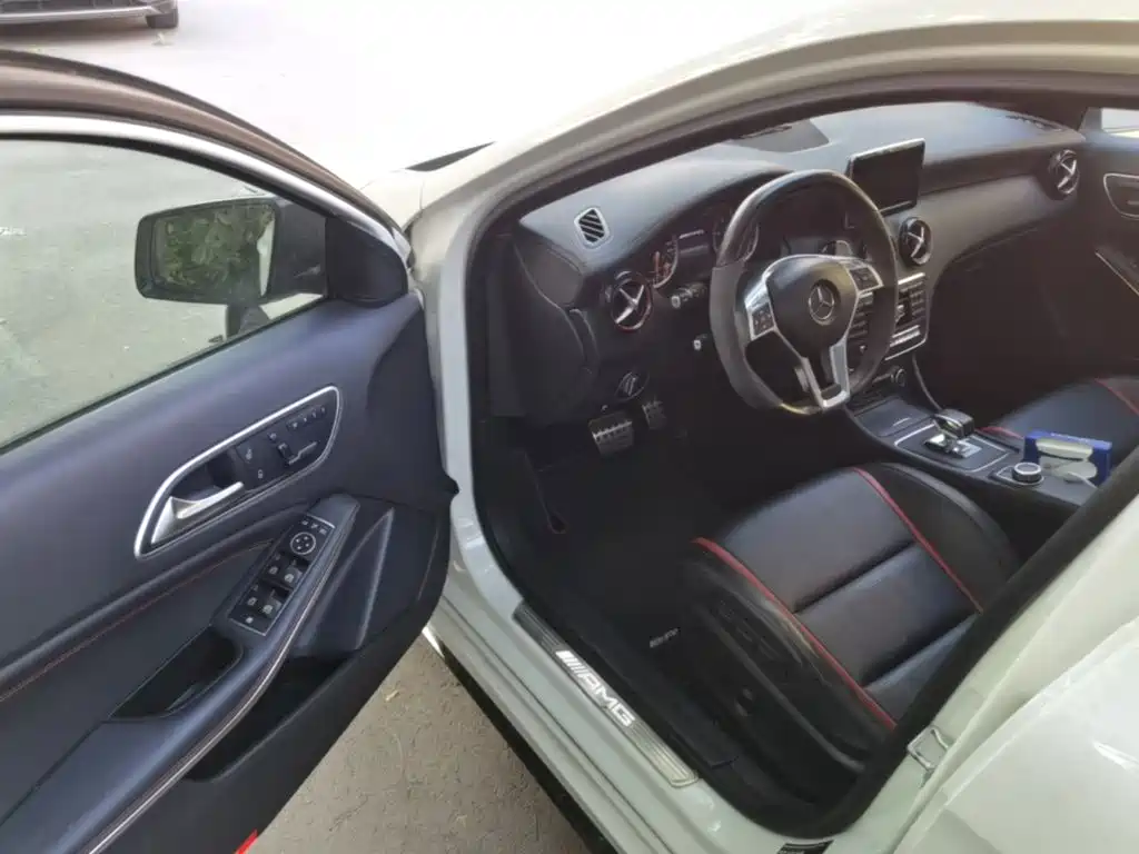 Mercedes-Benz A-Class AMG 2016 — фото 16