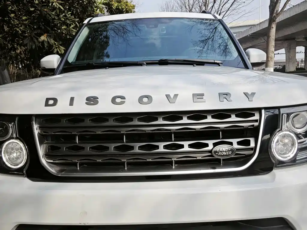 Land Rover Discovery 2016 — фото 4