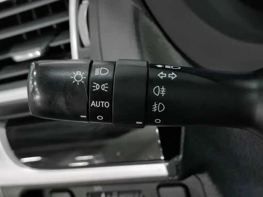 Subaru Forester 2017 — фото 21