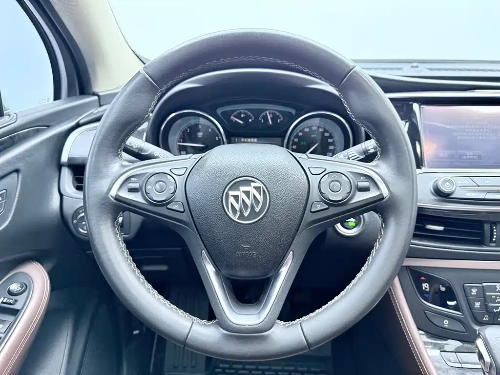 Buick Envision Plus 2016 — фото 21