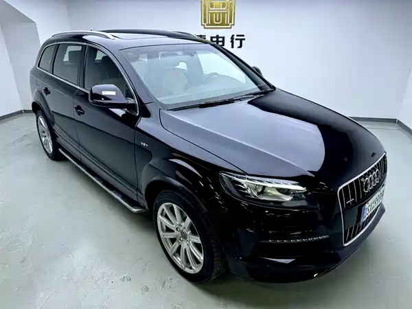 Audi Q7 2013