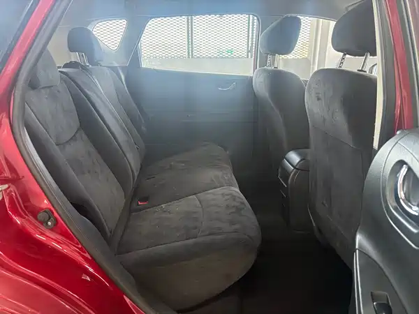 Nissan Tiida 2014