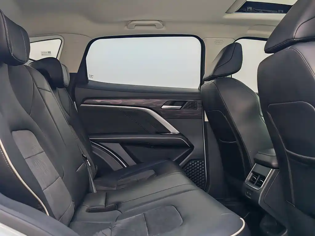 Haval H6 2023 — фото 19