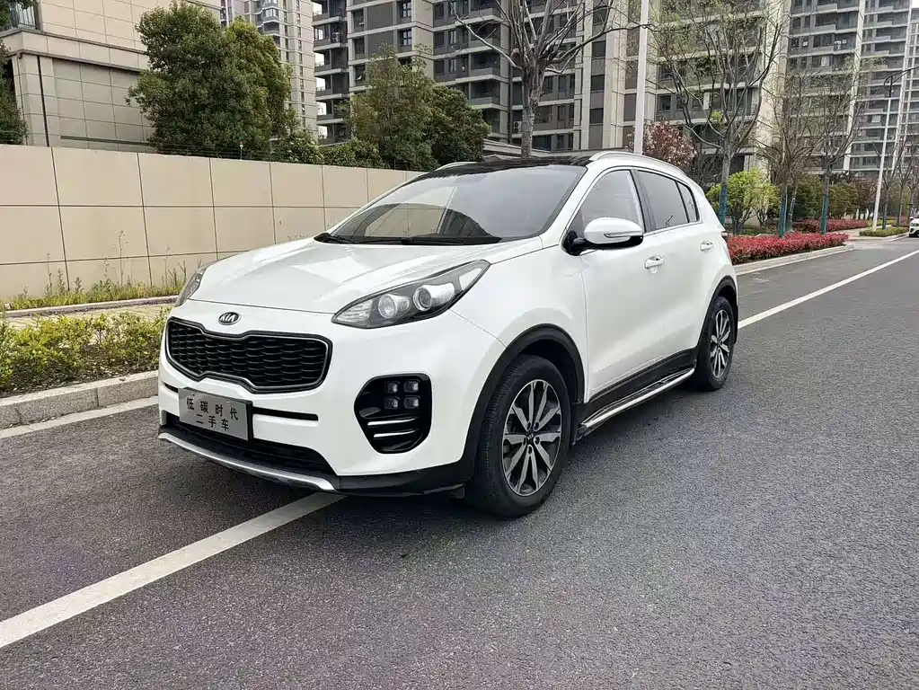 Kia KX5 2017 — фото 1