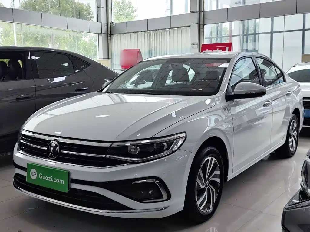 Volkswagen Bora 2024