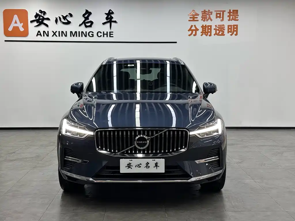Volvo XC60 2023 — фото 2