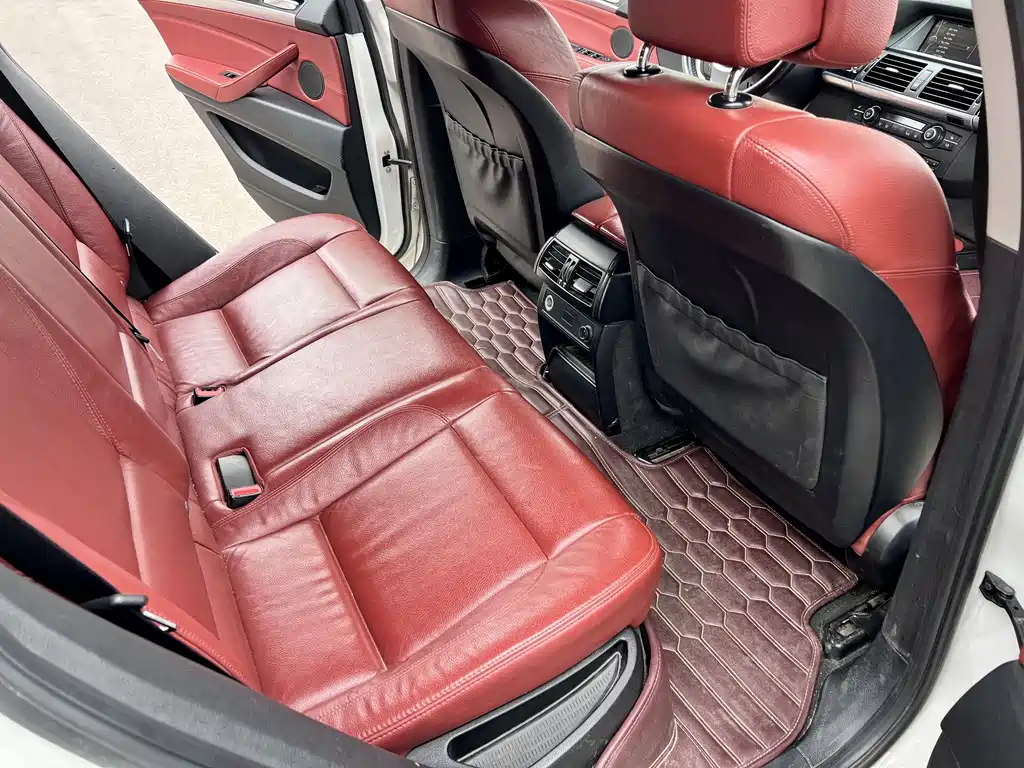 BMW X6 2015 — фото 11
