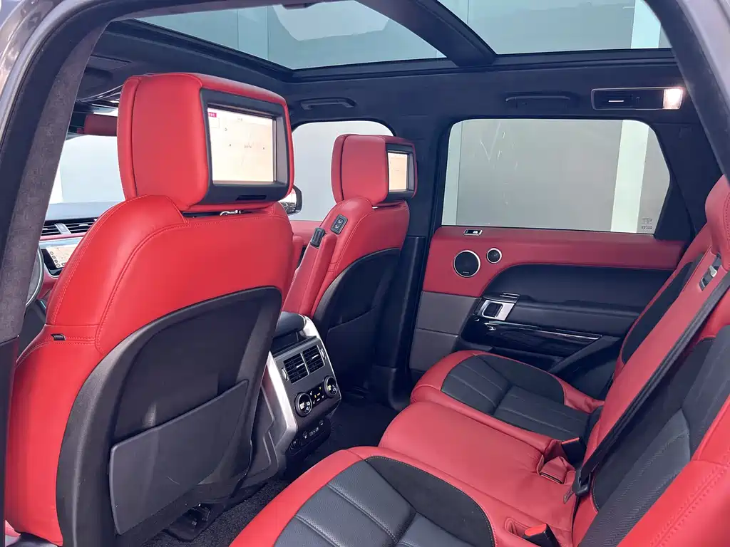 Land Rover Sport 2019 — фото 18