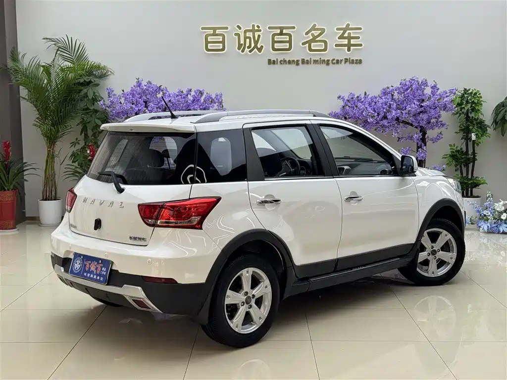 Haval H1 2016 — фото 6