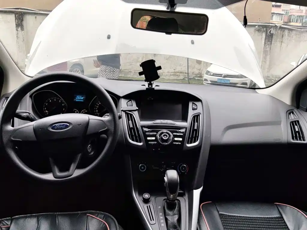 Ford Focus 2015
