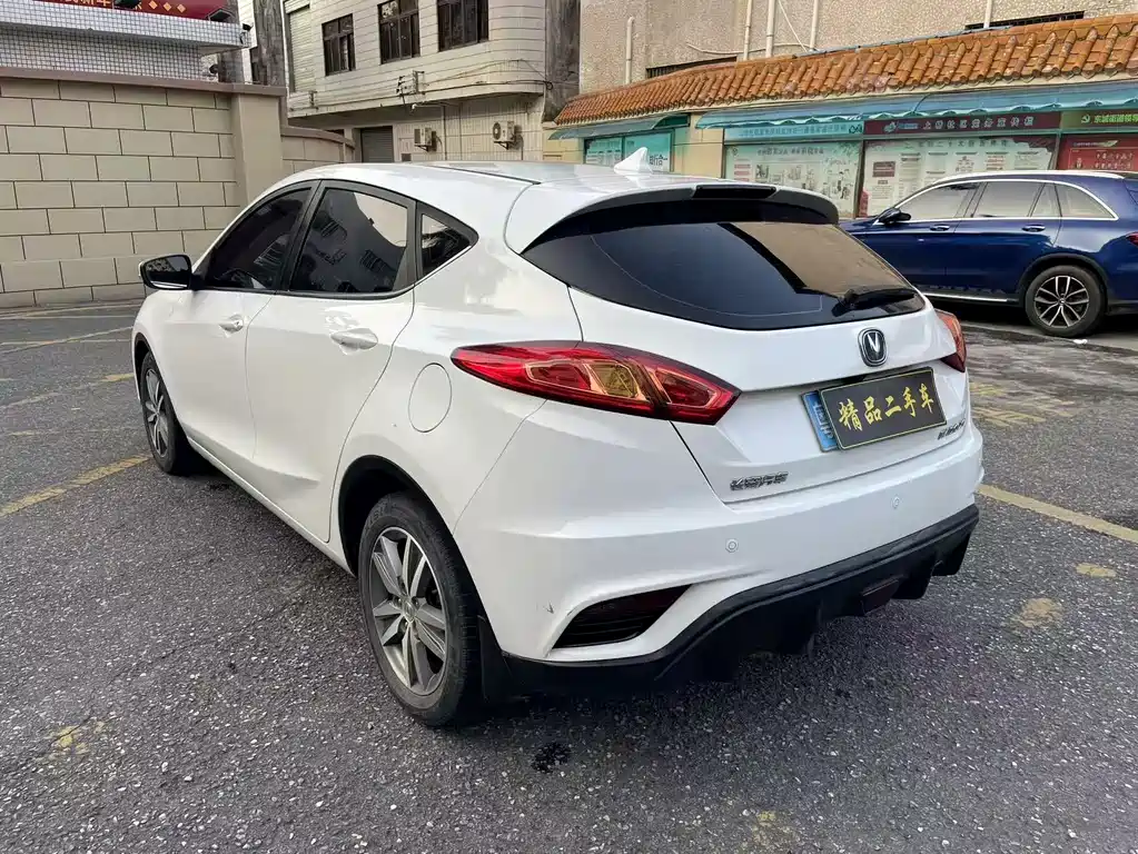 Changan Eado XT 2017 — фото 7