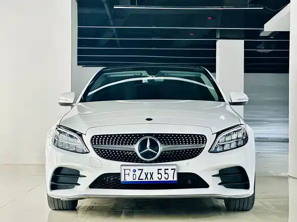Mercedes-Benz C-Class 2019