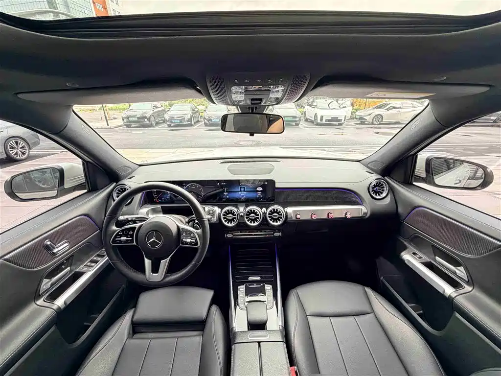 Mercedes-Benz GLB 2023 — фото 5
