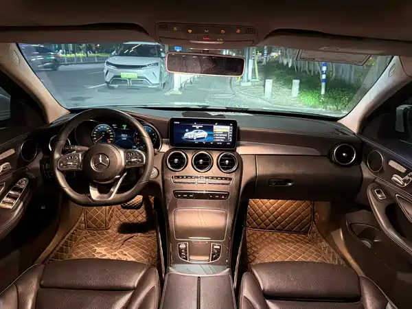 Mercedes-Benz C-Class 2020