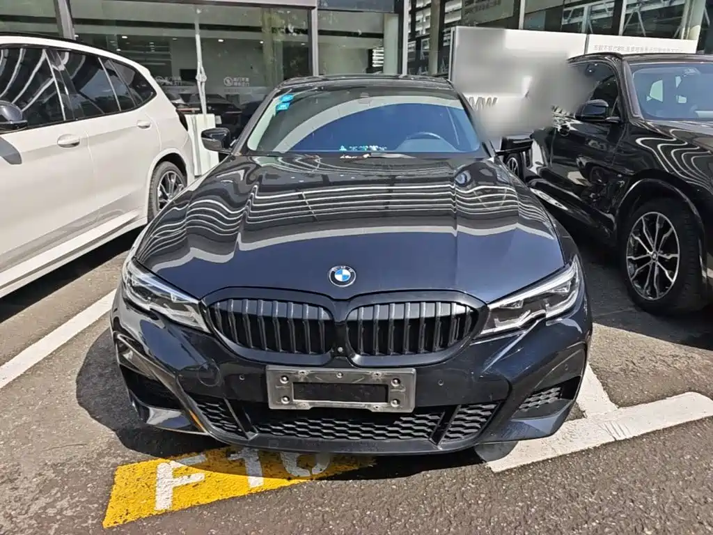 BMW 3 Series 2021