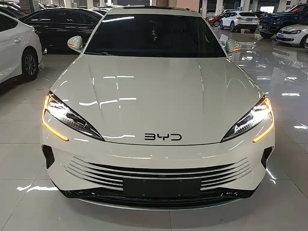 BYD Seal 2024 — фото 3