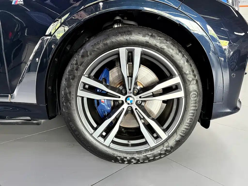 BMW X7 2021 — фото 15