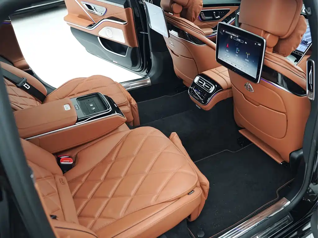 Mercedes-Benz S-Class 2024 — фото 11