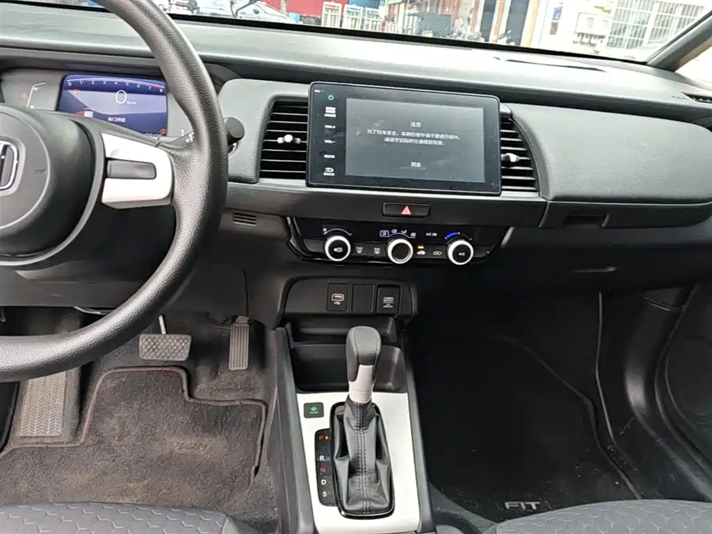 Honda Fit 2022 — фото 13